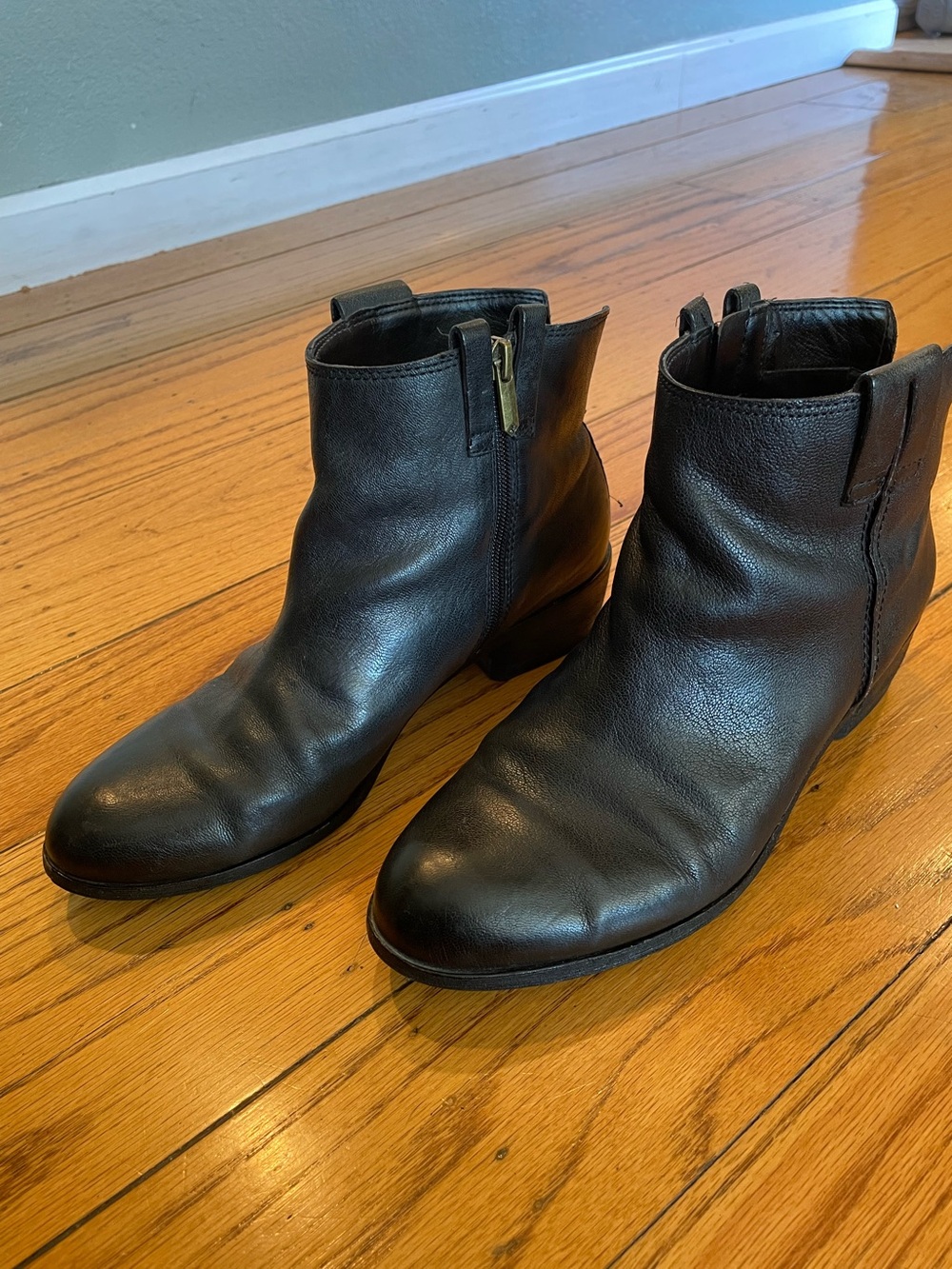 Women’s Black Leather Sam Edelman Ankle Boots